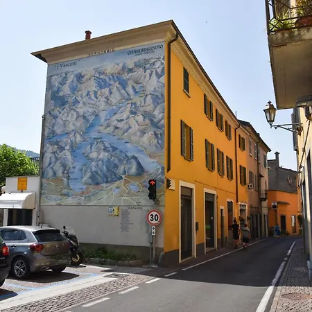La Casa Del Fotografo - Downtown Apartment Cernobbio